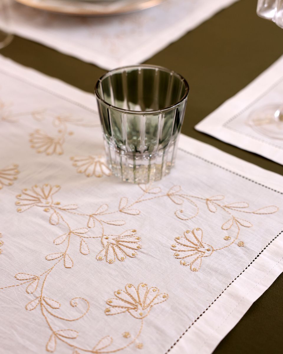 Gold Royale Table Mat Set of 4