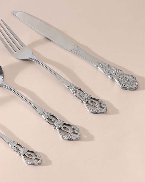 Silver Accents Cutlery Set - Set of 4