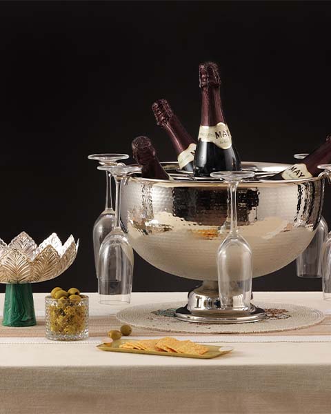 alaskan-silver-plated-wine-chiller